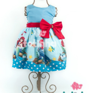 Vestido Pequena Sereia com  laço vermelho