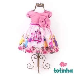 Vestido Rosa Princesas com Pérolas