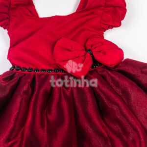 Vestido Vermelho com Pérolas